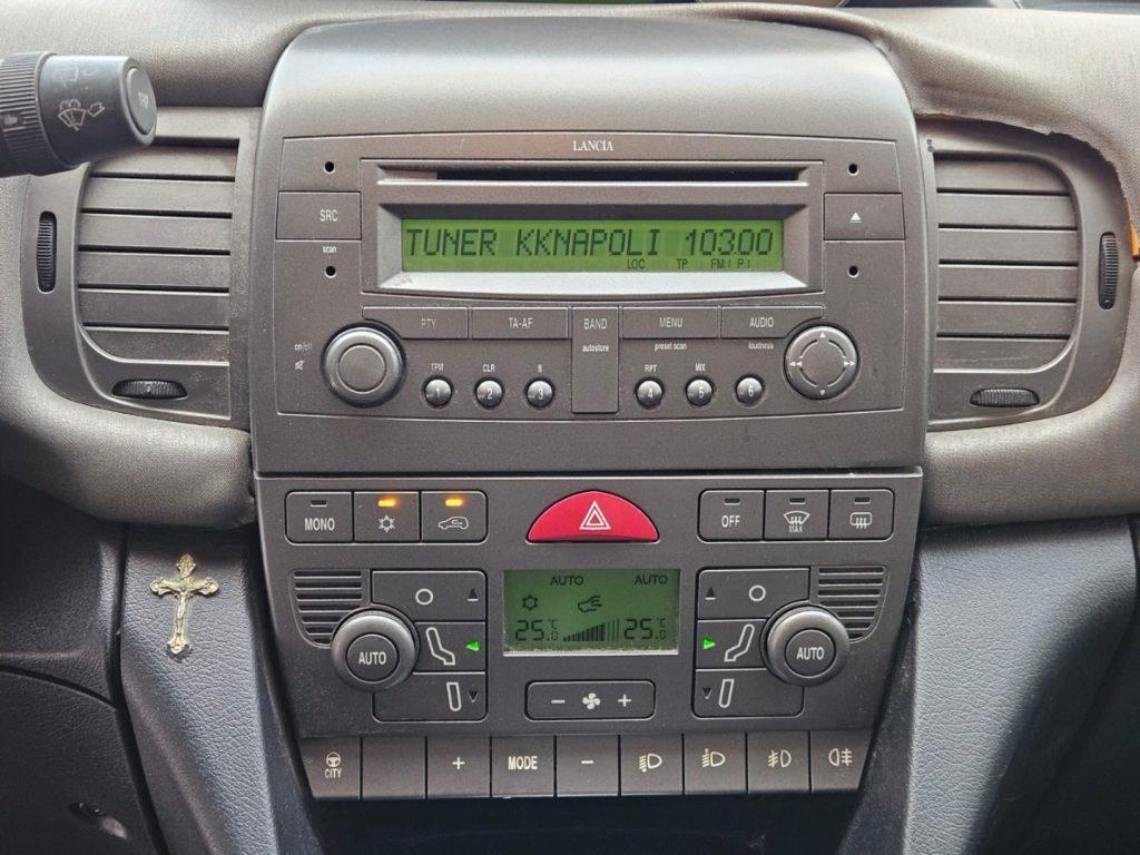 Lancia Ypsilon 1.3 Multijet 16V Argento