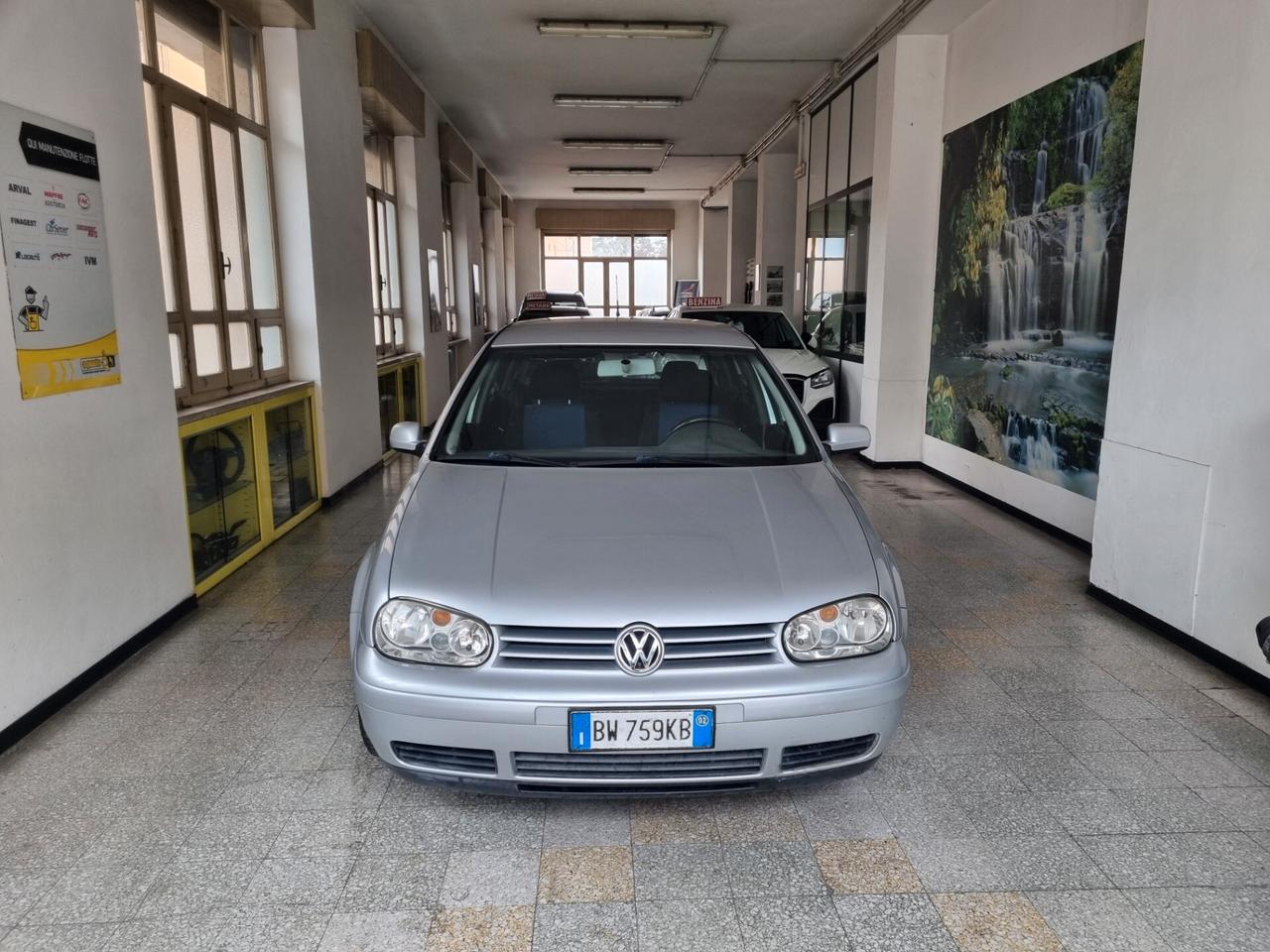 Volkswagen Golf 1.9 TDI/101 CV CONDIZIONI IMPECCABILI