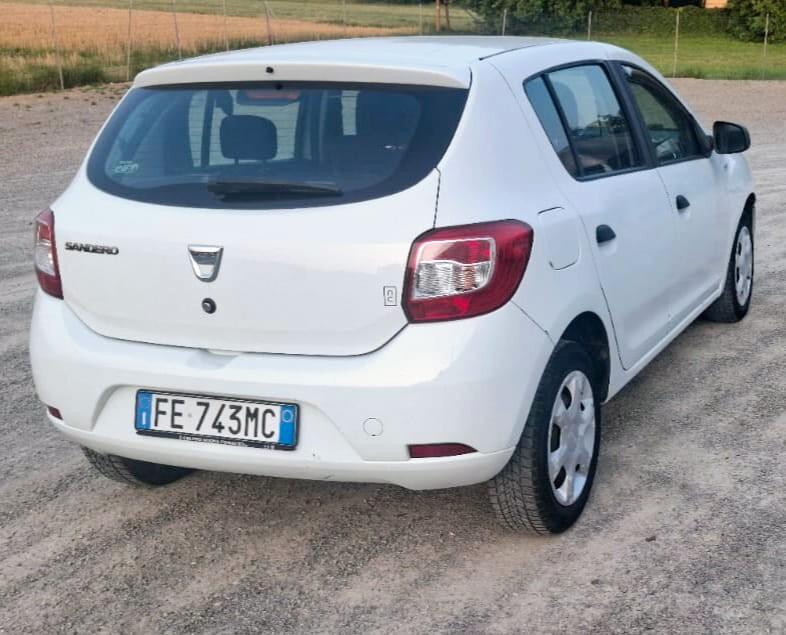Dacia Sandero 0.9 TCe 12V T-GPL 90 Start&Stop SS Lauréate Family