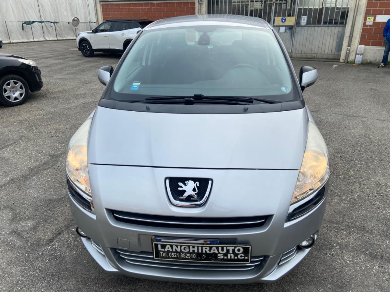 Peugeot 5008 1.6 e-HDi 112CV Stop&Start cambio robotizzato Active