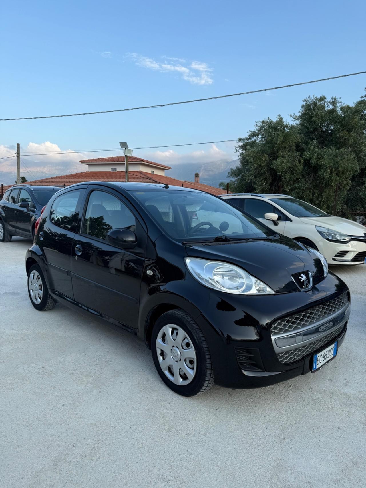 Peugeot 107 1.0 68CV 5p. Allure