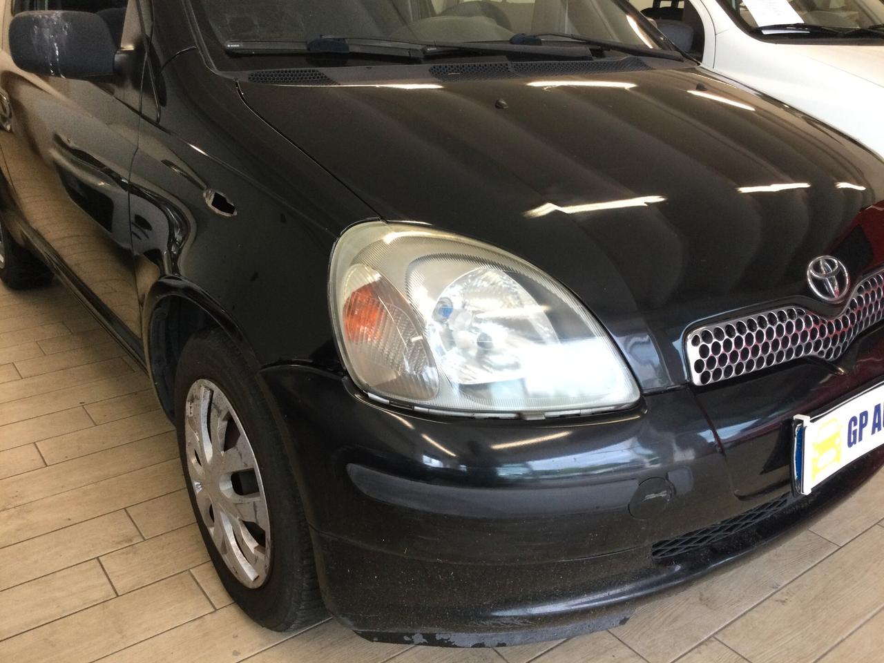 Toyota Yaris 1.0i 16V cat 3 porte '03