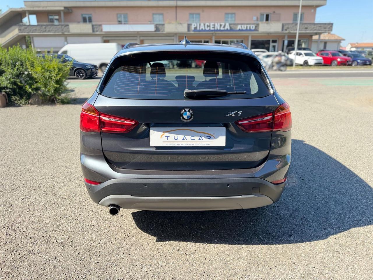 Bmw X1 Business 18 d #11315