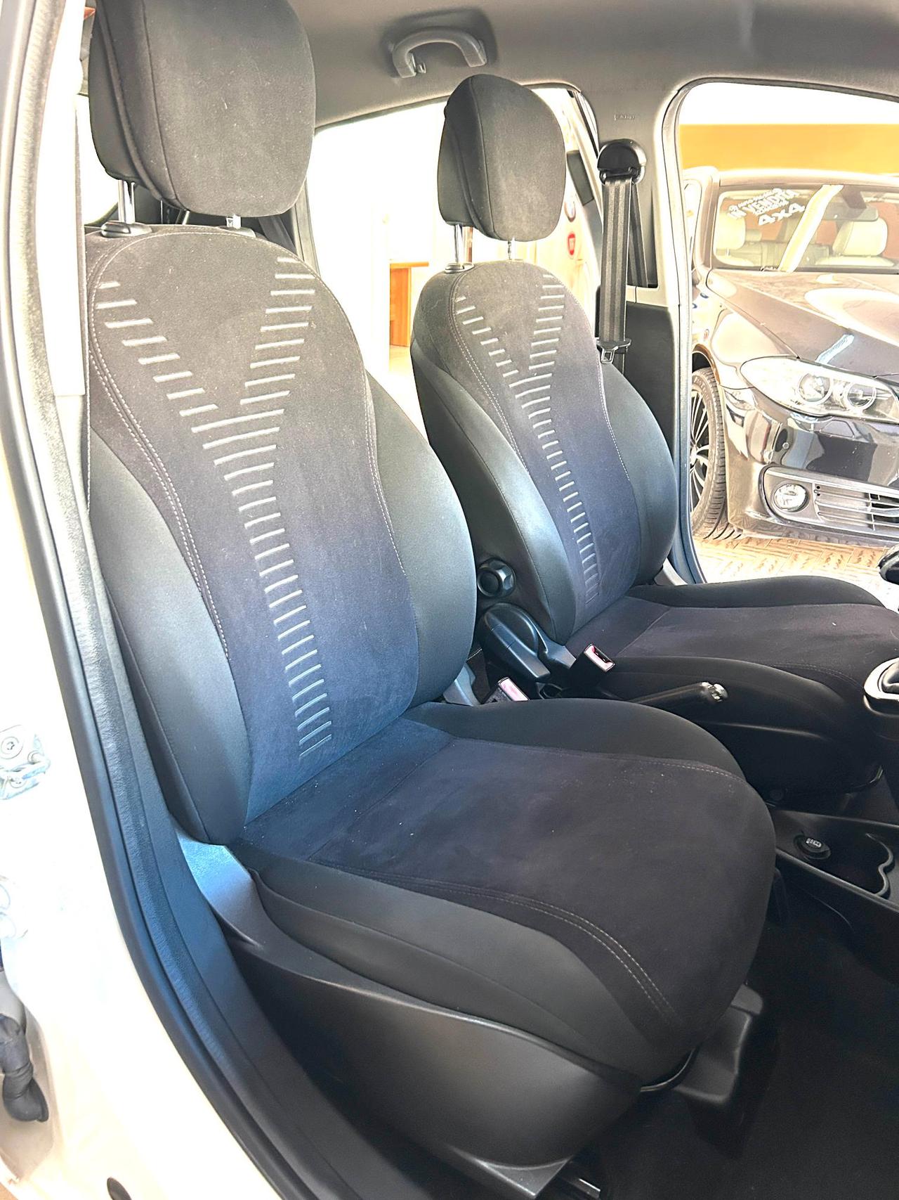 Lancia Ypsilon 5 Porte Ypsilon 1.2 8v Silver s&s 69cv