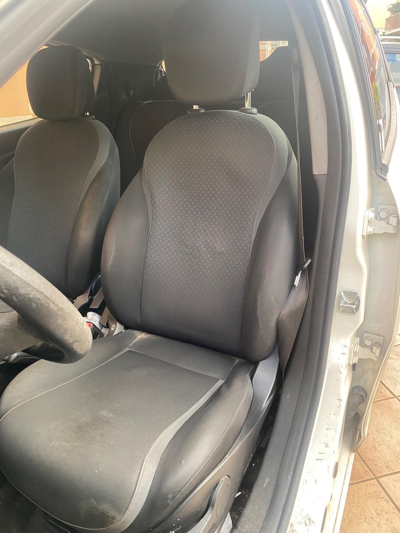 Lancia Ypsilon 1.2 69 CV 5 porte Platinum