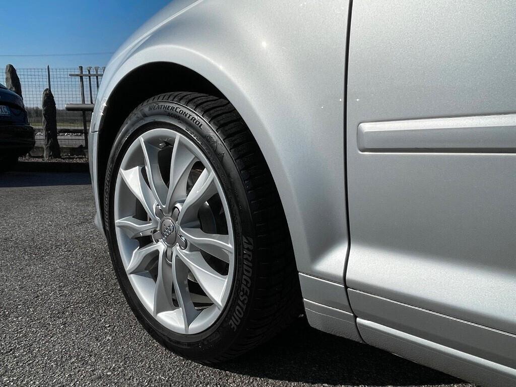 Audi A3 SPB 1.6 TDI 105 CV S tronic Ambition