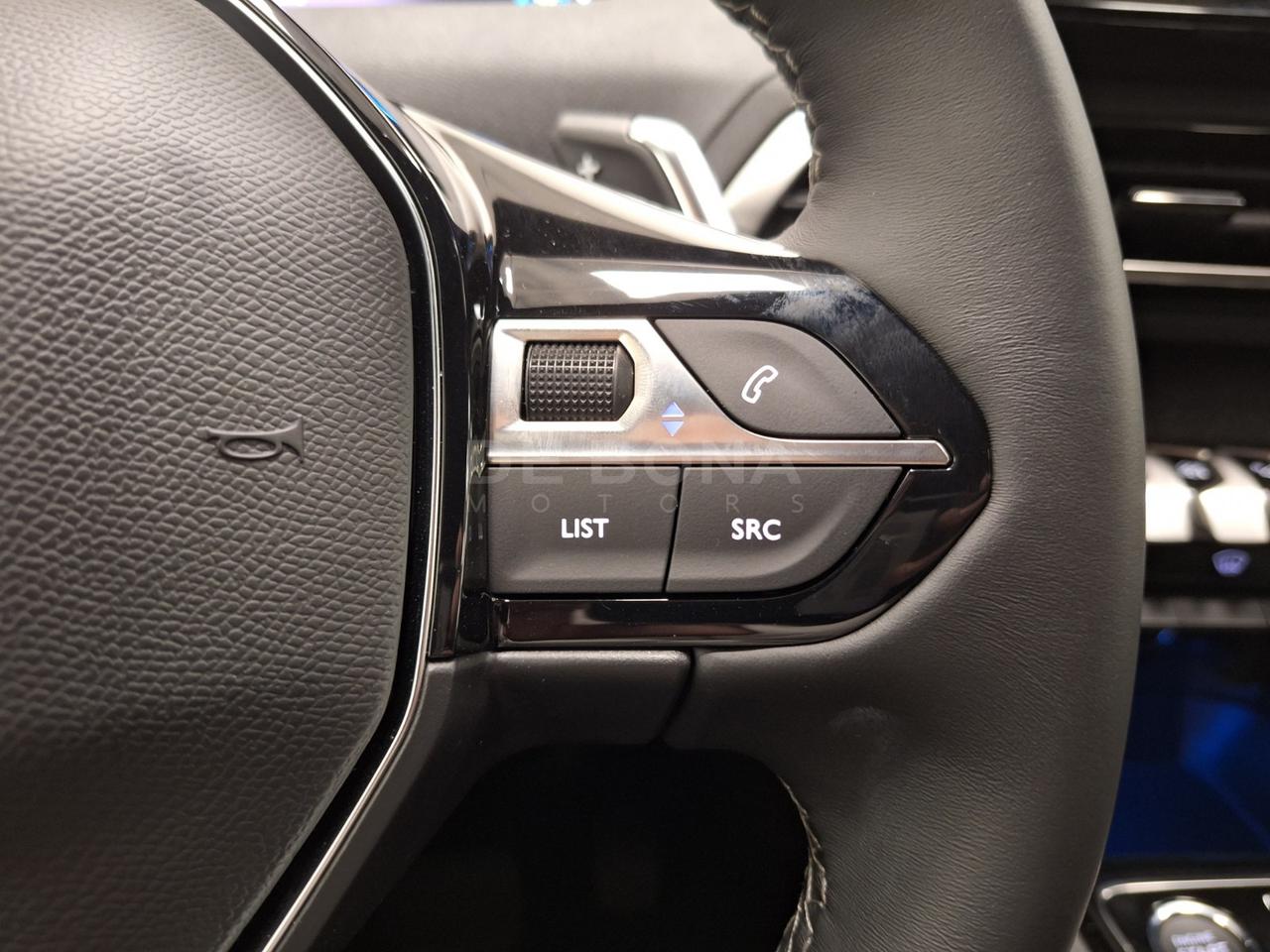 Peugeot 3008 1.6 hybrid4 phev allure pack 300cv e-eat8