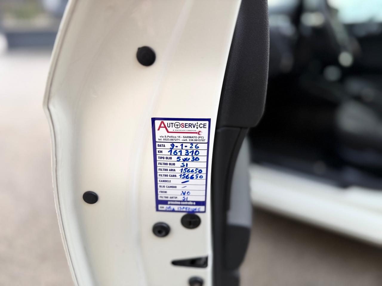 Audi A1 SPB 1.6 TDI Ambition CAMBIO AUTOMATICO IDEALE X NEOPATENTATI