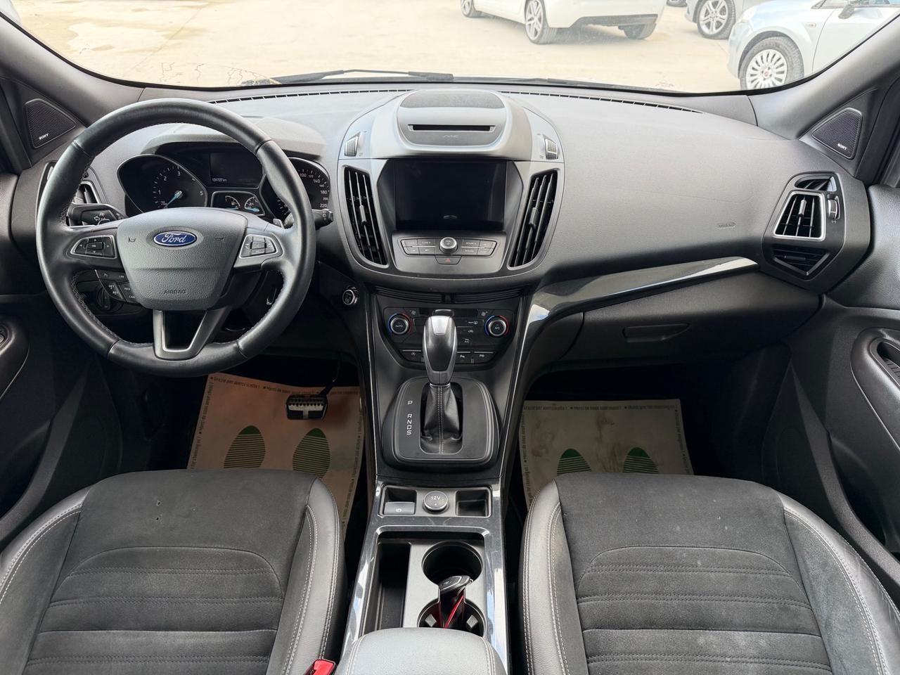 Ford Kuga 1.5 TDCI 120 CV S&S 2WD Powershift ST-Line