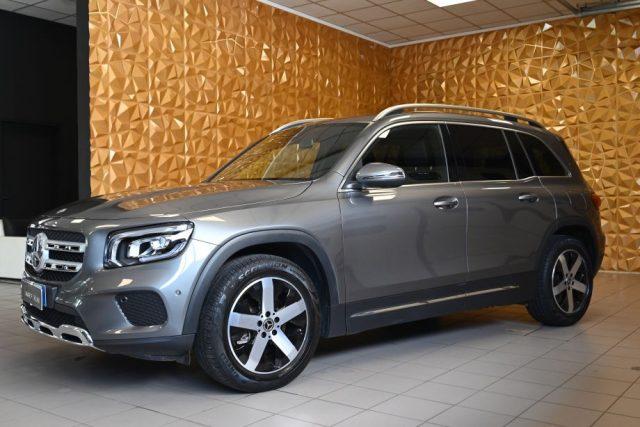 MERCEDES-BENZ GLB 200 AUTOMATIC SPORT 163CV NAVI LED 18"CAM GANCIO FULL!