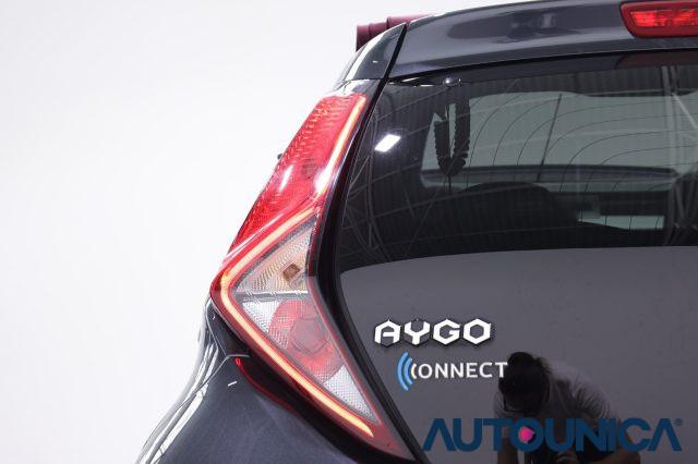 TOYOTA Aygo CONNECT 1.0 VVT-I 72 CV 5 PORTE X-WAVE CABRIO