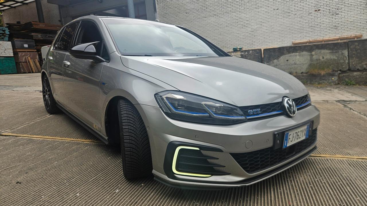 Volkswagen Golf GTE 1.4 TSI DSG 5p. Plug-In-Hybrid
