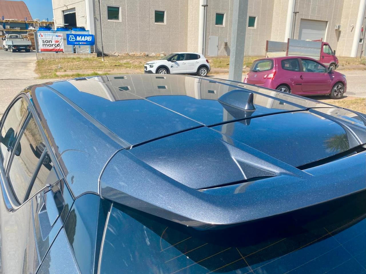 Toyota C-HR 2.0 Hybrid 184 CV E-CVT Morebusiness