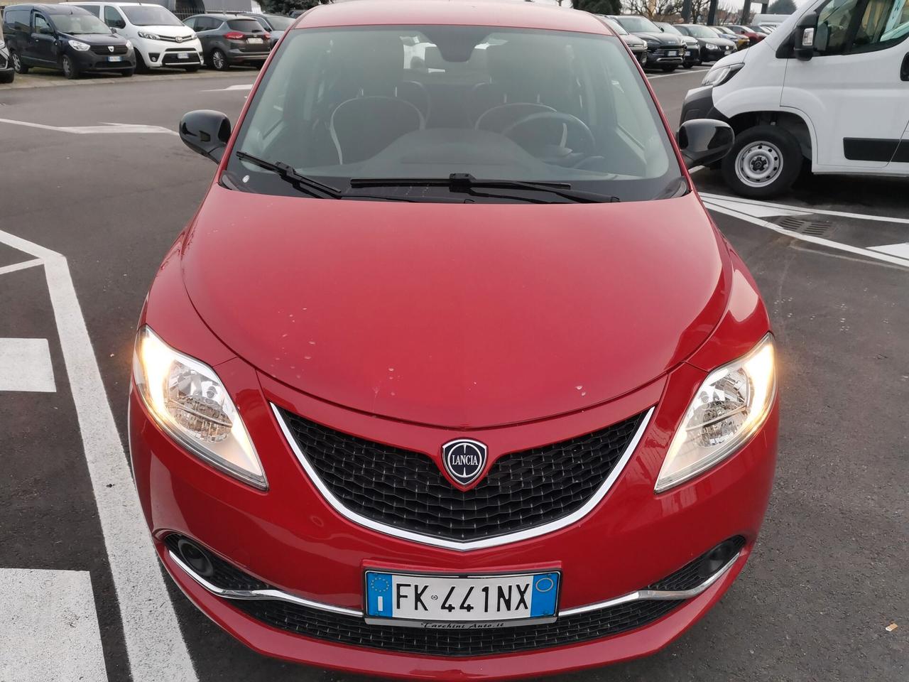Lancia Ypsilon 1.2 69 CV 5 porte Unyca