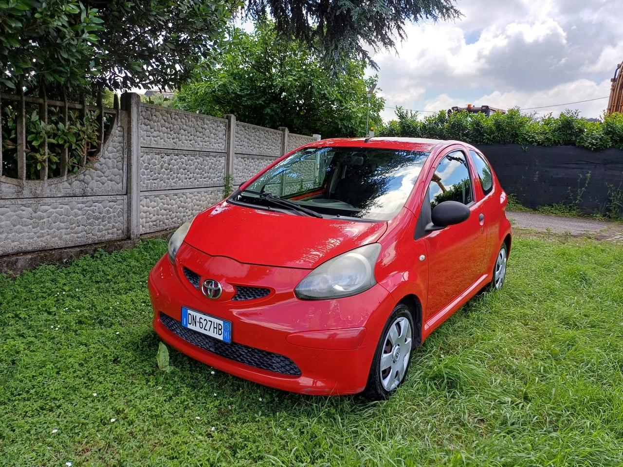 Toyota Aygo 1.0 12V VVT-i 3 porte Sol