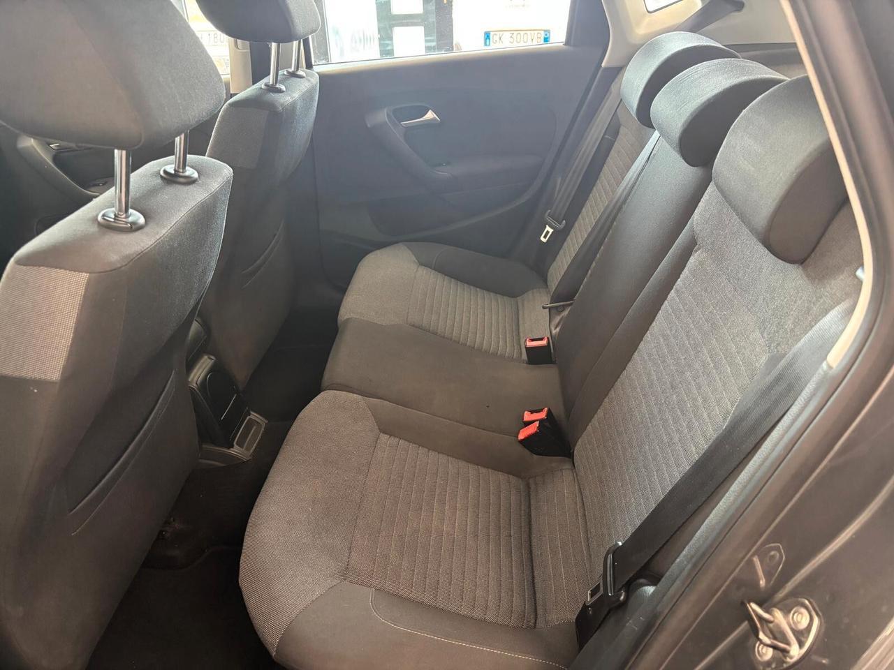 VOLKSWAGEN POLO ANNO 2010 DS 1.6 ADATTA NEOPATENTATI KM 155 mila