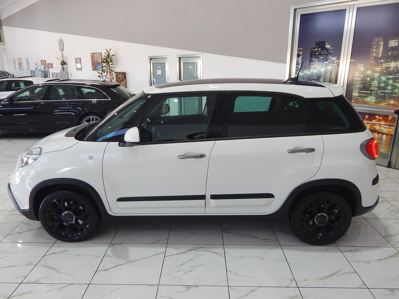 Fiat 500L Cross 1.6 mjt 120cv TETTO-NAVI-PELLE-PARK