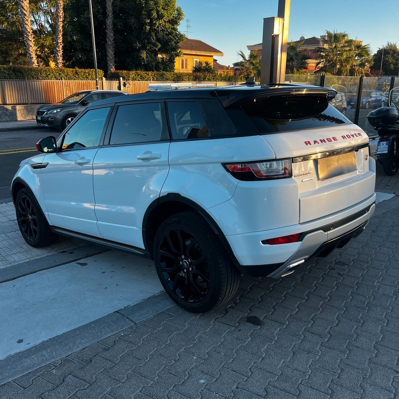 Land Rover Range Evoque 2.0 TD4 180 CV 5p. Autobiography
