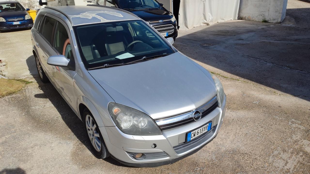 Opel Astra 1.7 CDTI 101CV Station Wagon Club