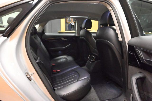 AUDI A8 V6 3.0 TDI Q.TIP.NAVI 20'BOSE TEL RISC.20"CAM FULL