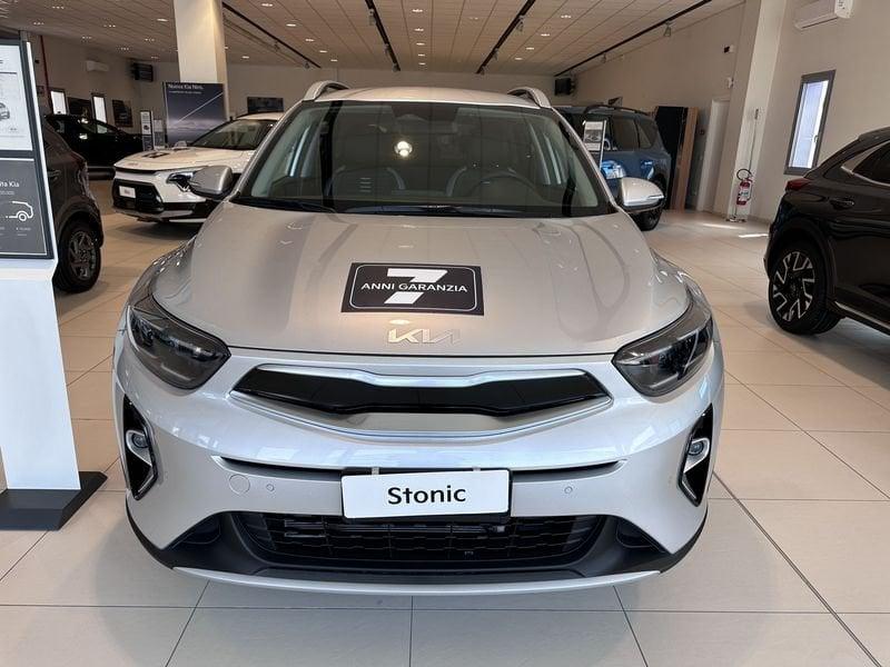 KIA Stonic 1.0 T-GDi 100 CV MHEV MT Black Edition