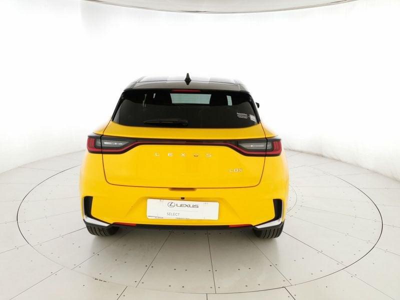 Lexus LBX 1.5 hybrid Emotion 2wd