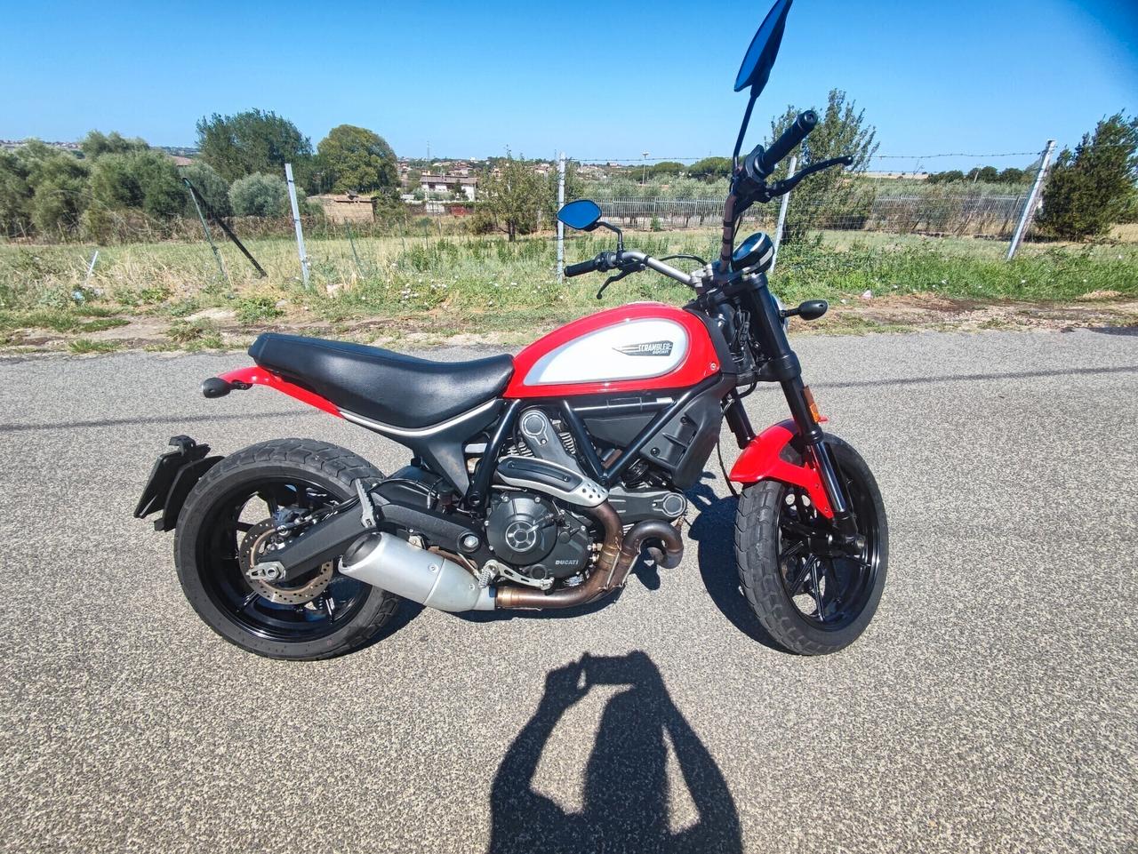 Ducati Scrambler icon red