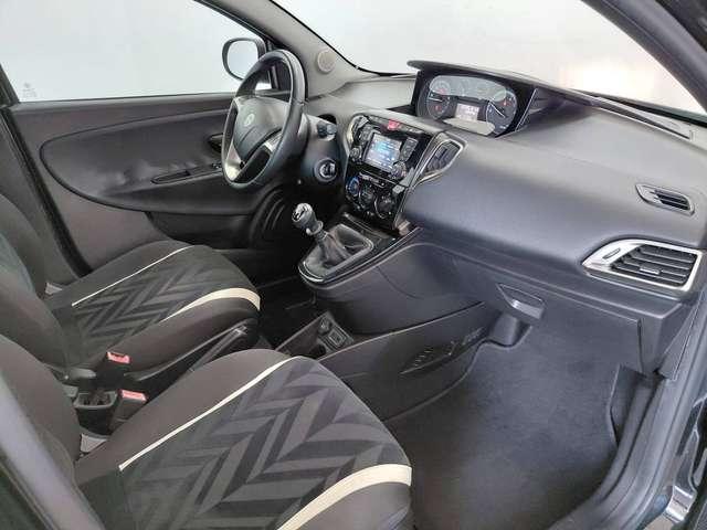 Lancia Ypsilon Ypsilon III 2015 1.2 Platinum 69cv