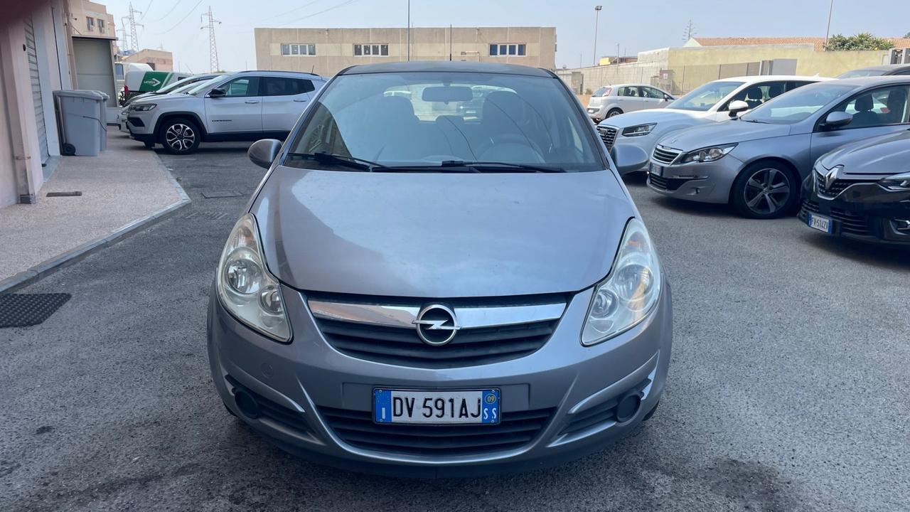 Opel Corsa 1.2 5 porte Enjoy benzina e gas