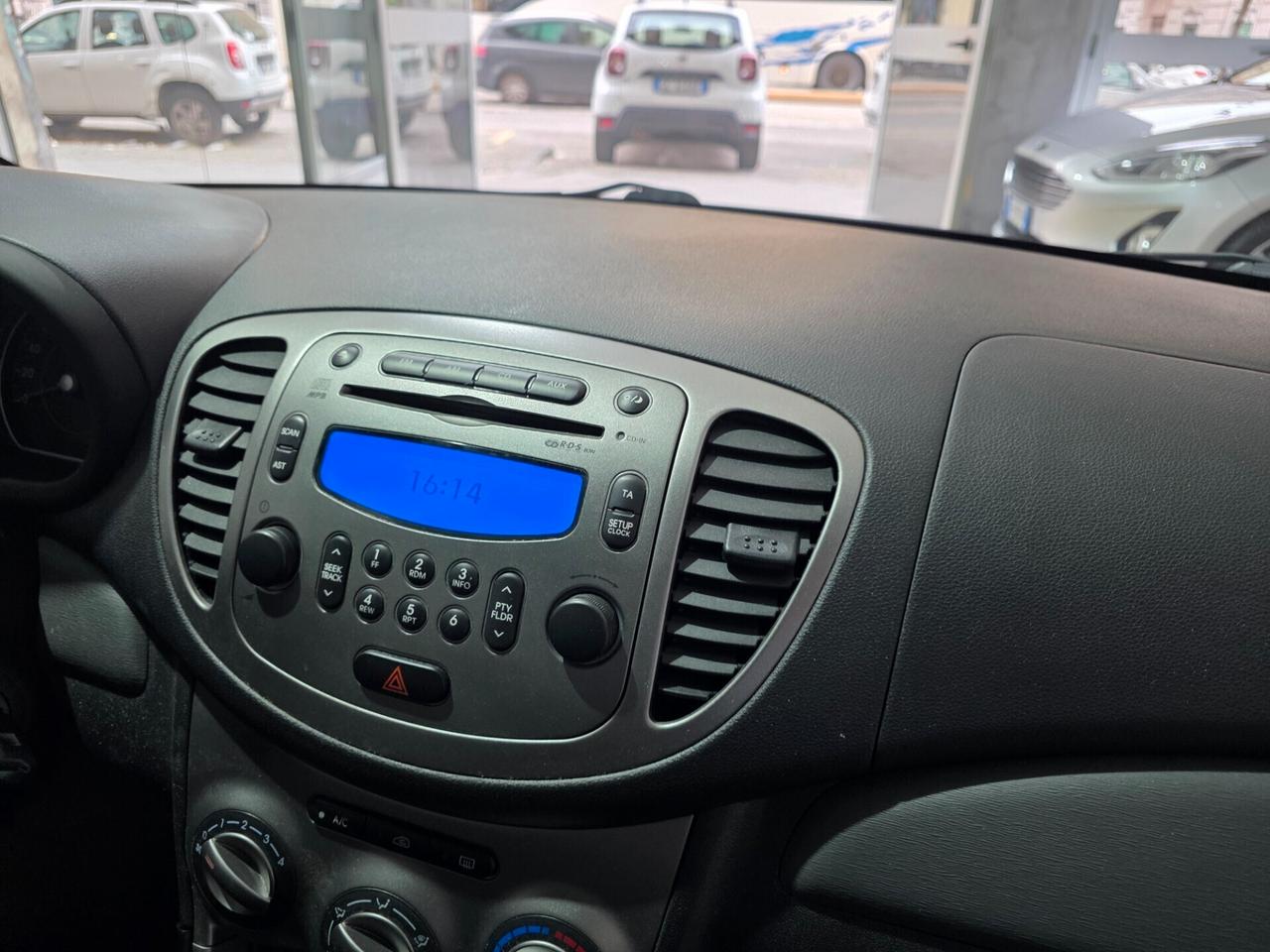 Hyundai i10 1.2 84cv Km.74.000 Full Option