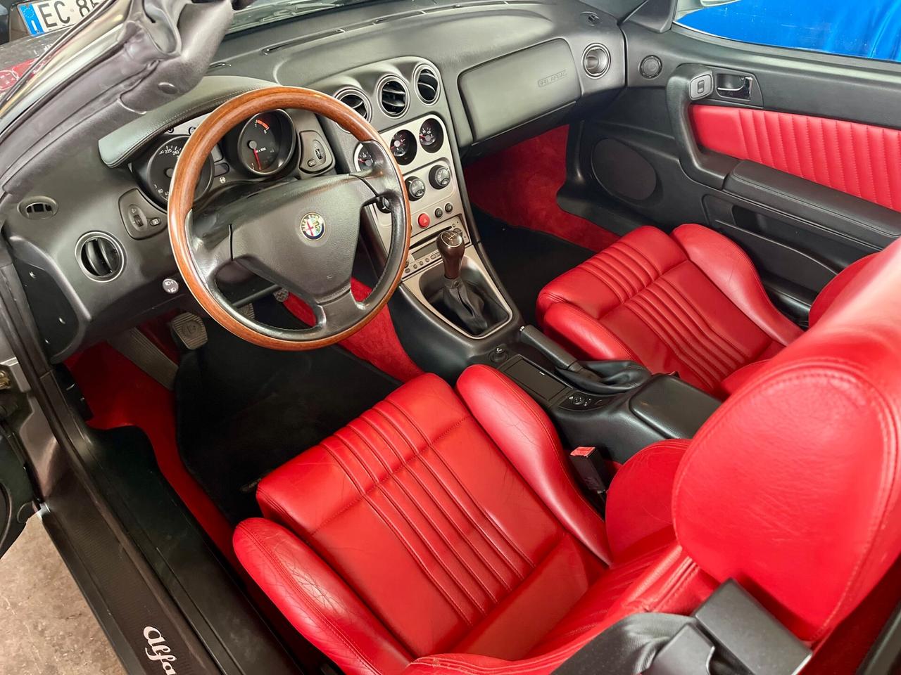 Alfa Romeo Spider 2.0 JTS Targa Oro Riar