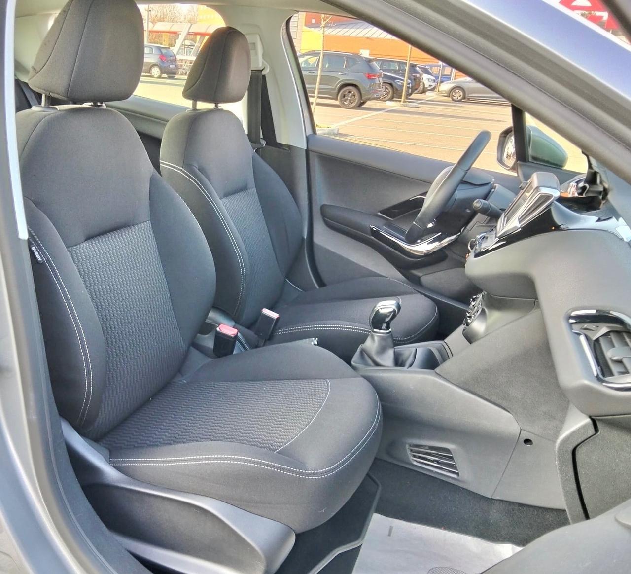 Peugeot 208 PureTech 82Cv 5P*Cerchi*Clima*Usb