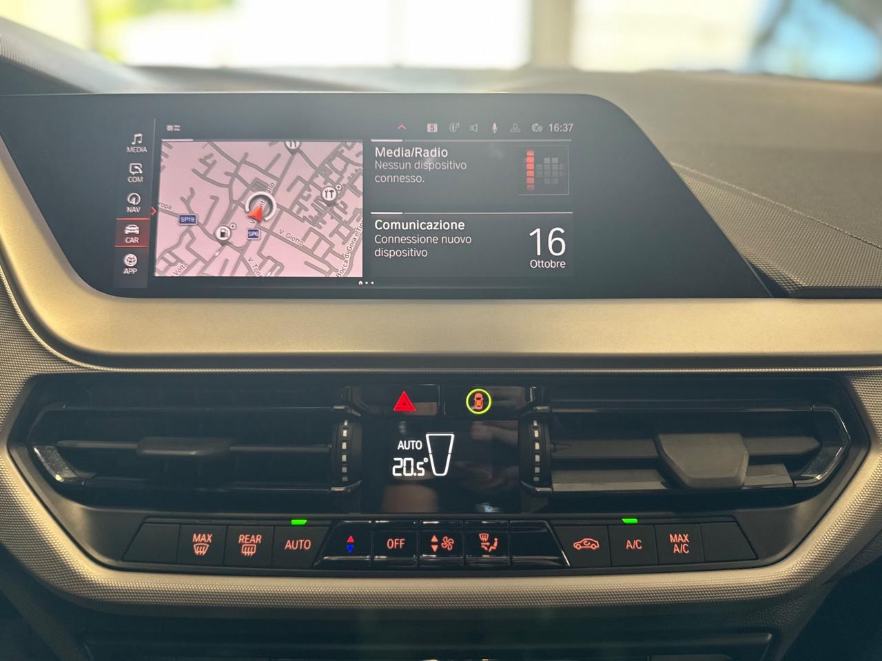 Bmw 116 116d 5p. Advantage