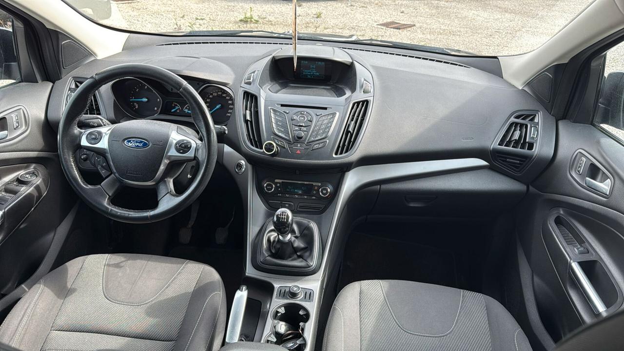 Ford Kuga 2.0 TDCI 120 CV S&S 2WD Titanium