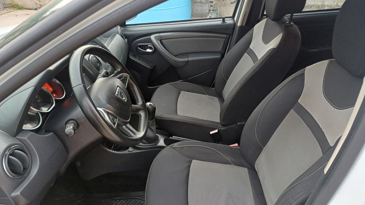 Dacia Duster 1.6 115cv ses 4x2 Gpl serie speciale Brave