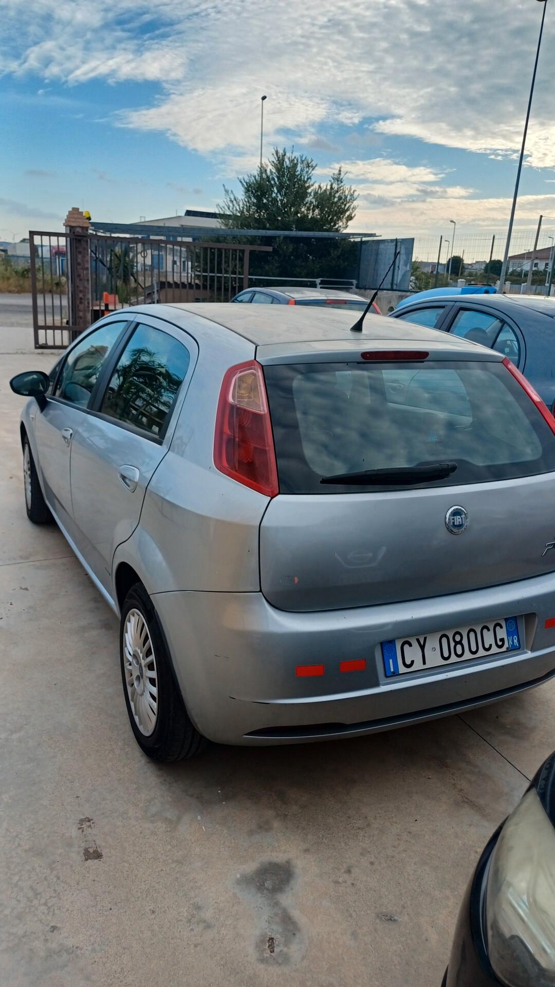 Fiat Grande Punto 1.3 MJT 75 CV 5 porte Dynamic