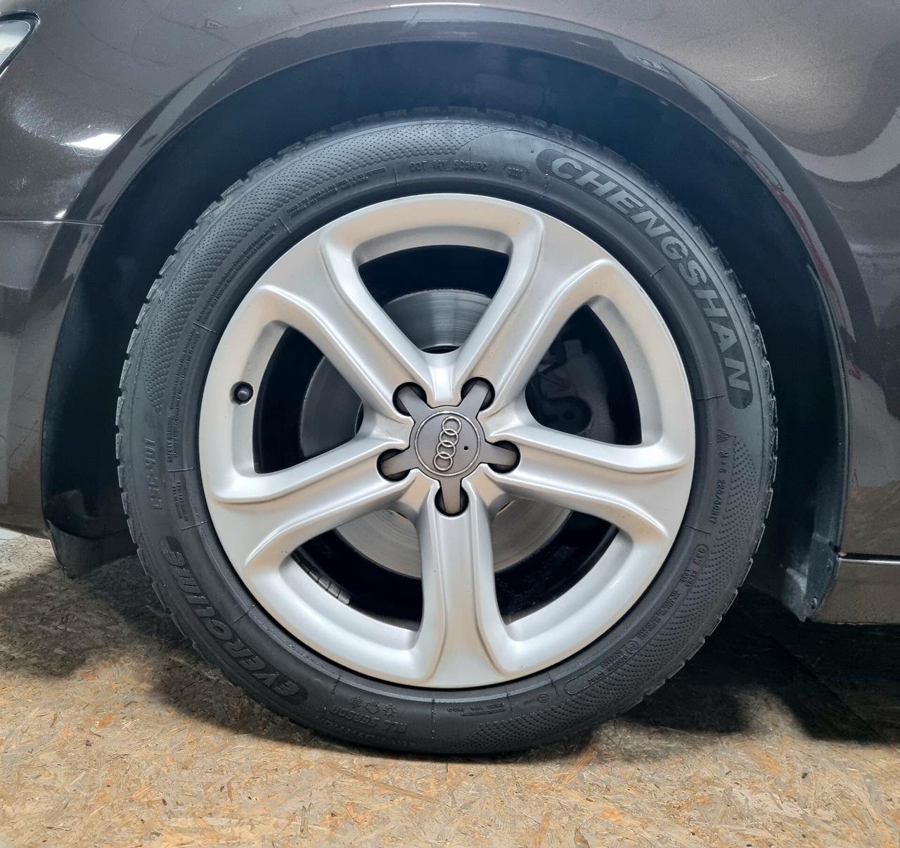 AUDI A4 Avant 2.0 TDI 143CV BUSINESS PLUS PANORAMA