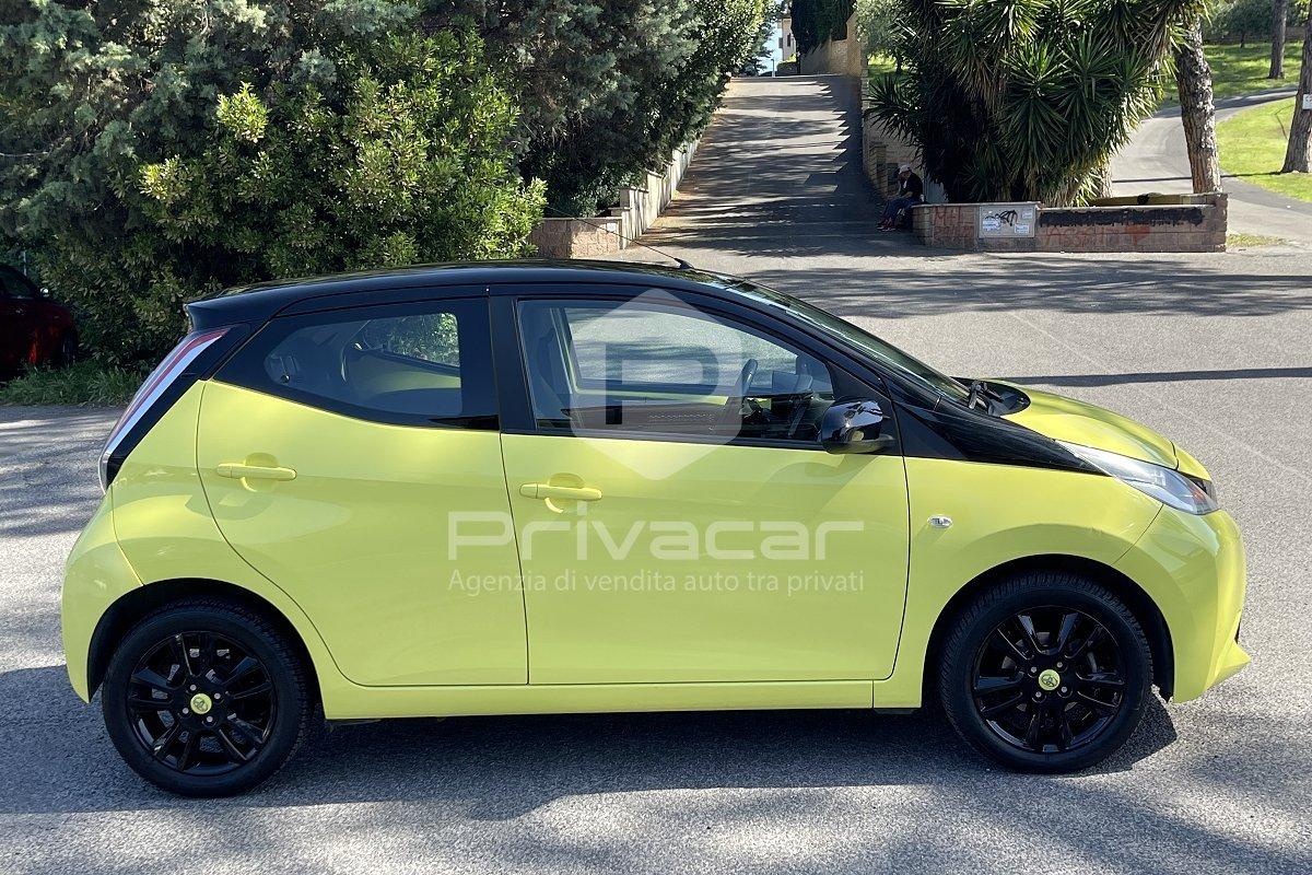TOYOTA Aygo 1.0 VVT-i 69 CV 5 porte x-cite MMT
