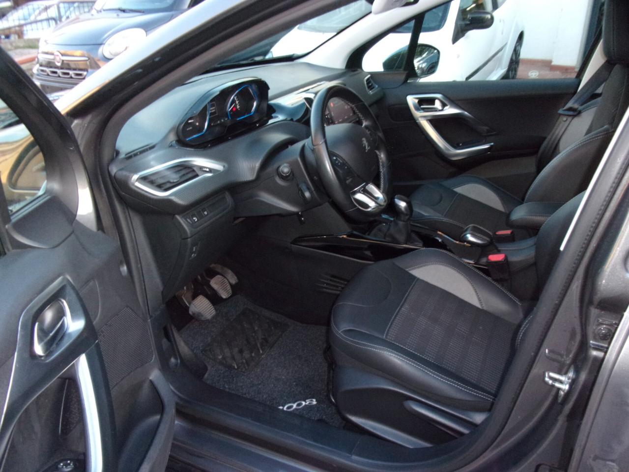 Peugeot 2008 BlueHDi 100 S&S Allure nuova !!!