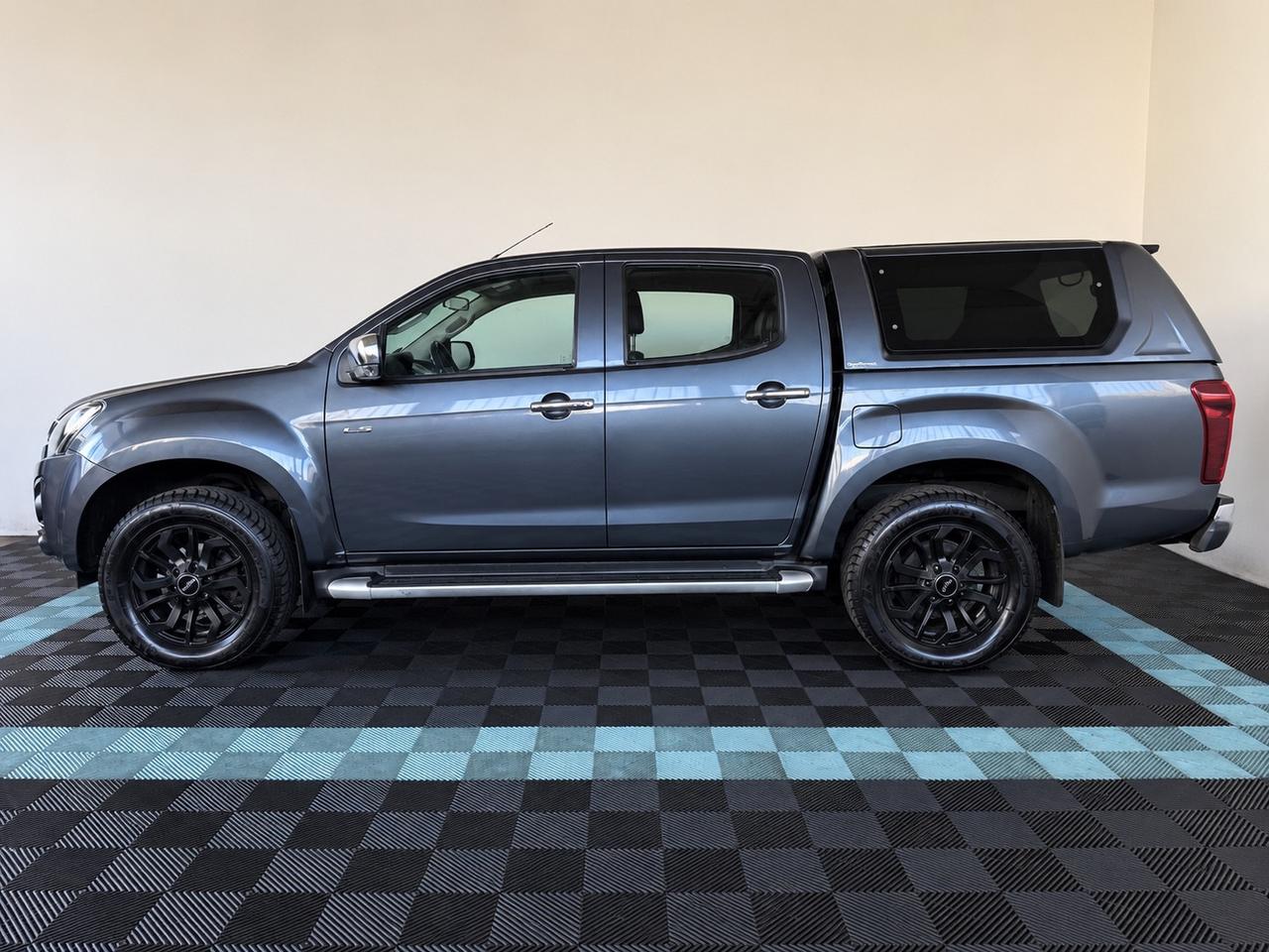 Isuzu D-Max 1.9 Crew Cab Solar Plus A/T 4WD Clima HARD TOP