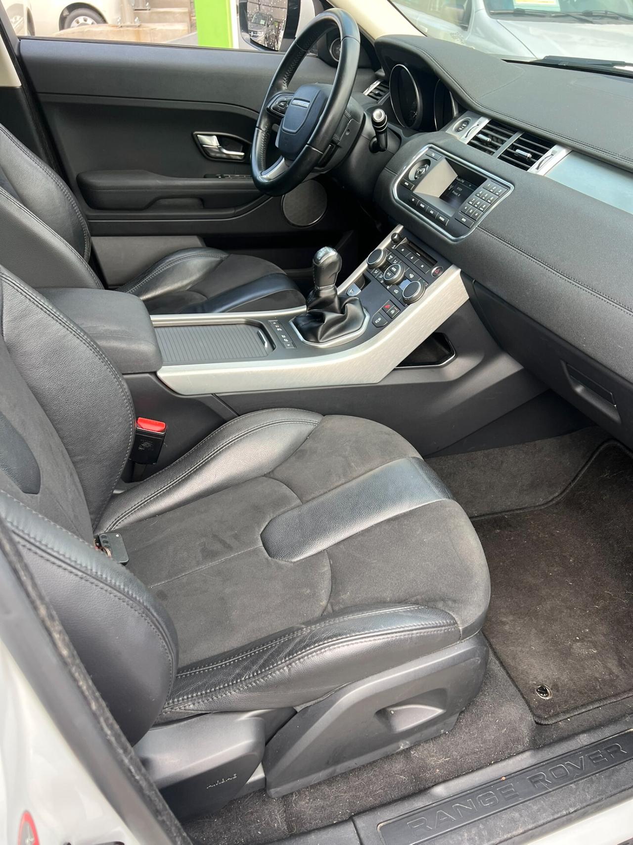 Land Rover Range Rover Evoque Range Rover Evoque 2.2 TD4 5p. Pure