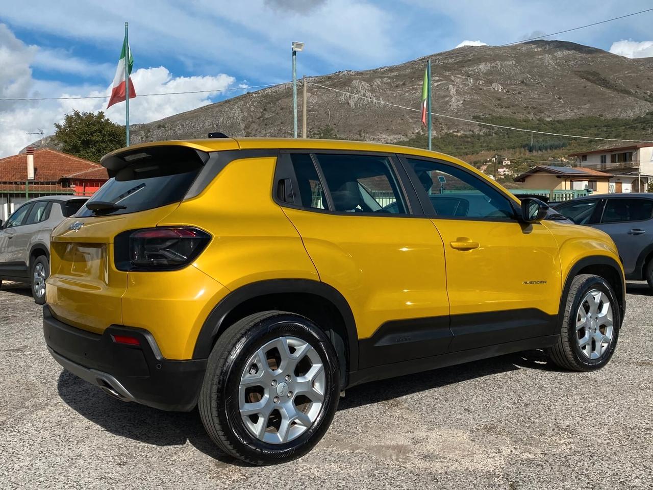 Jeep Avenger 1.2 Turbo 100 CV Altitude ''AZIENDALE''