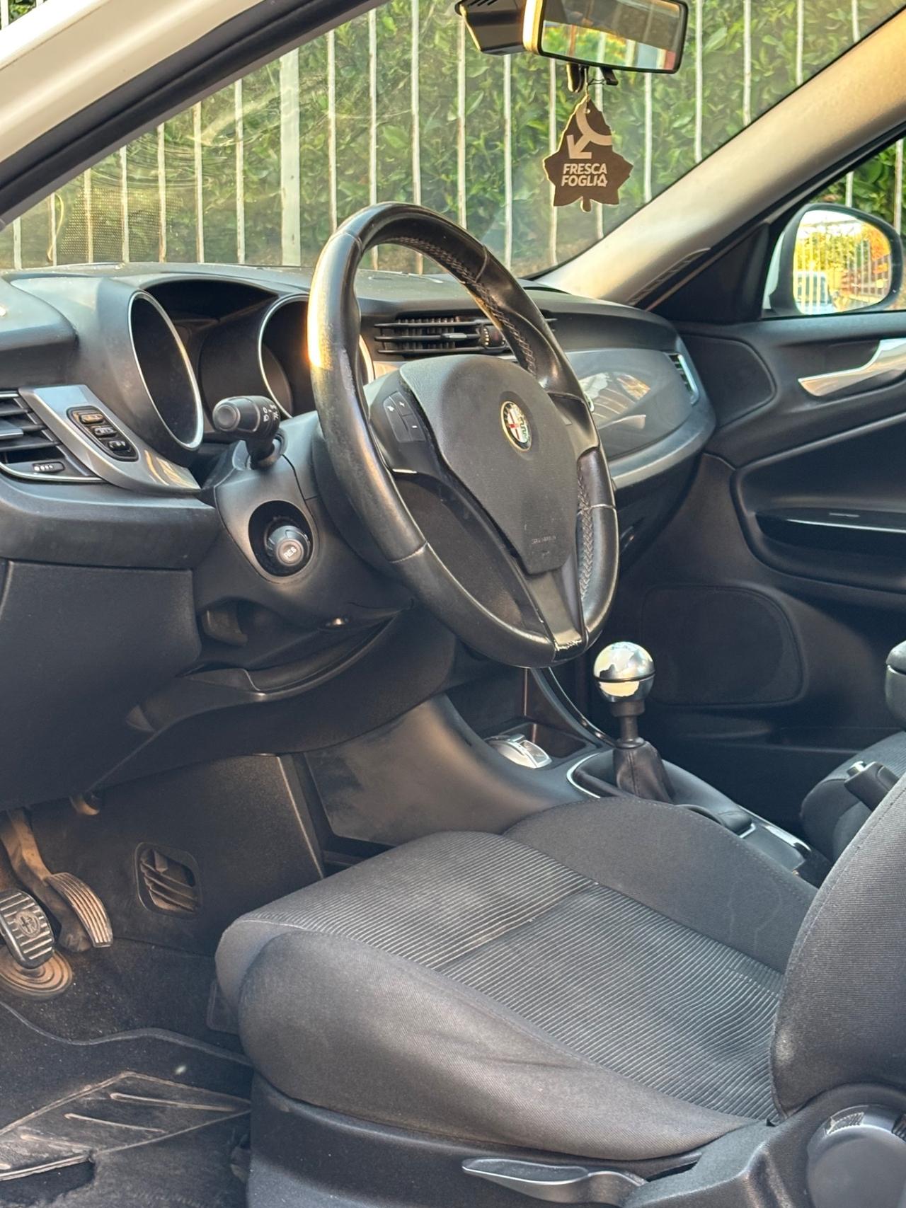 Alfa Romeo Giulietta 1.6 JTDm-2 105 CV Distinctive