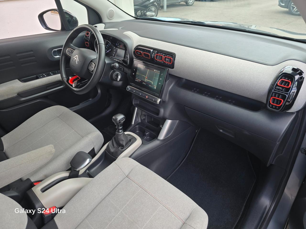 Citroen C3 Aircross C3 Aircross BlueHDi 100 S&S Shine