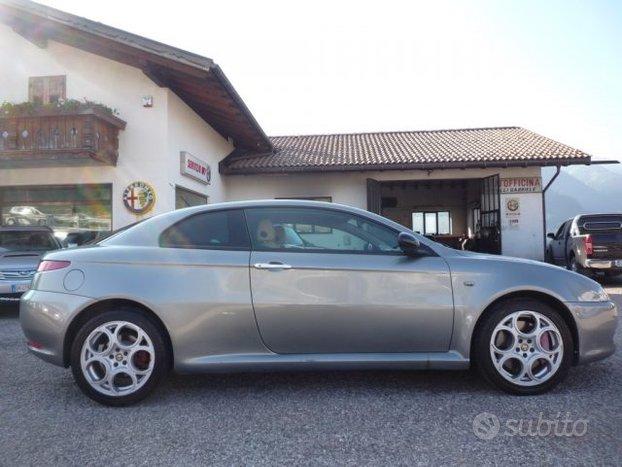 ALFA ROMEO GT 3.2 V6 24V cat Luxury