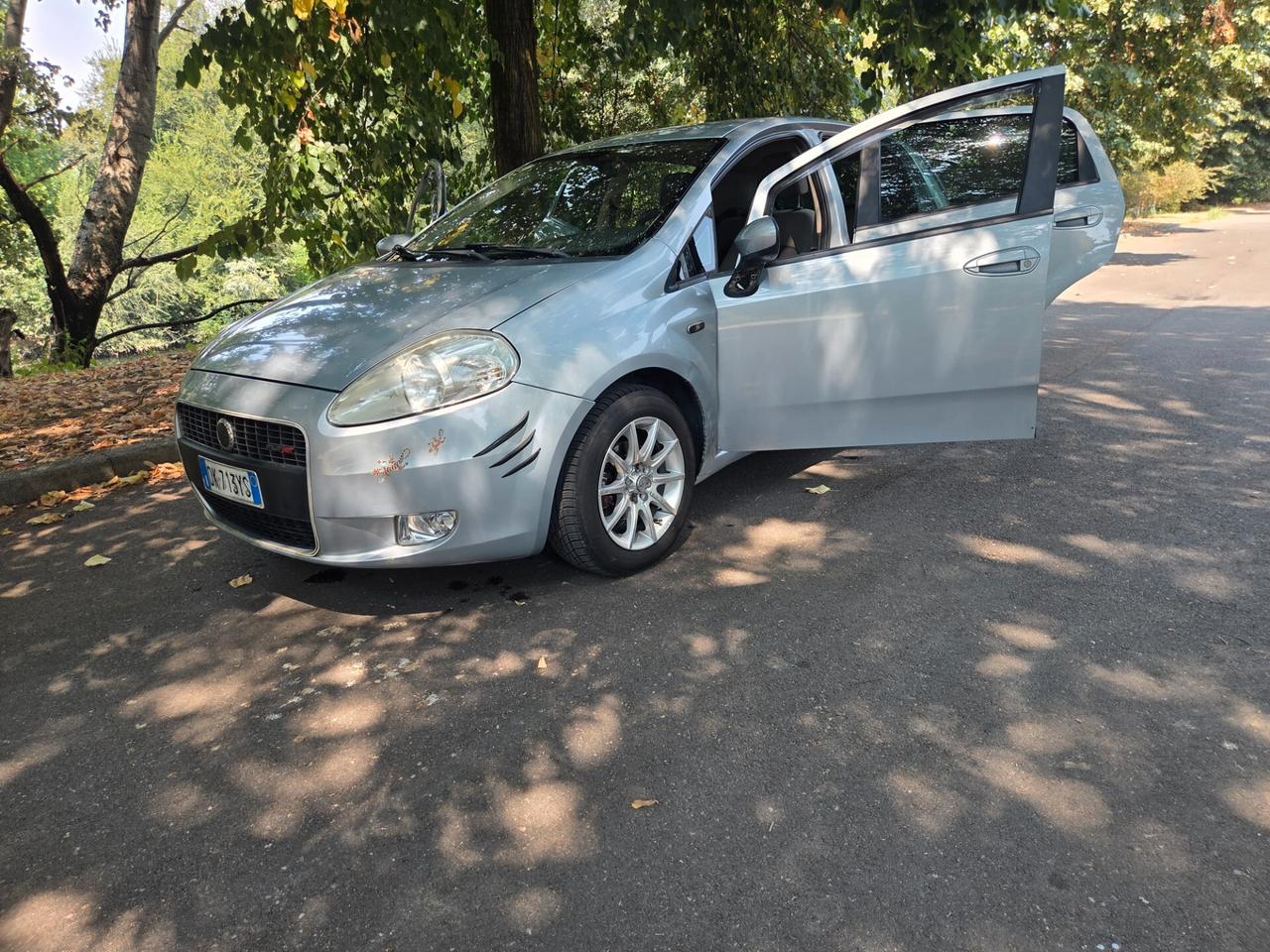 Fiat Grande Punto 1.3 MJT 75 CV 5 porte Active