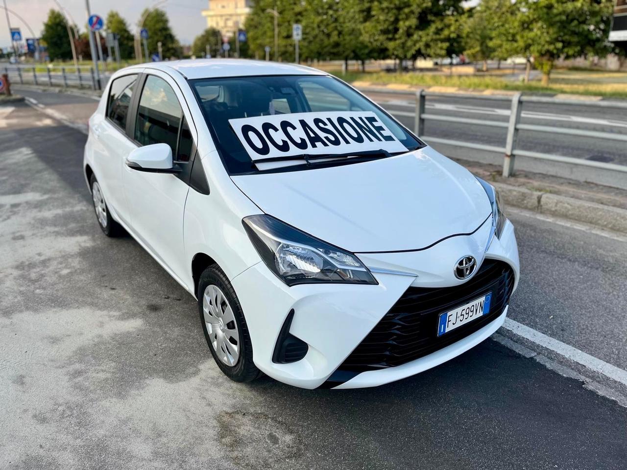 Toyota Yaris 1.0 5 porte Active