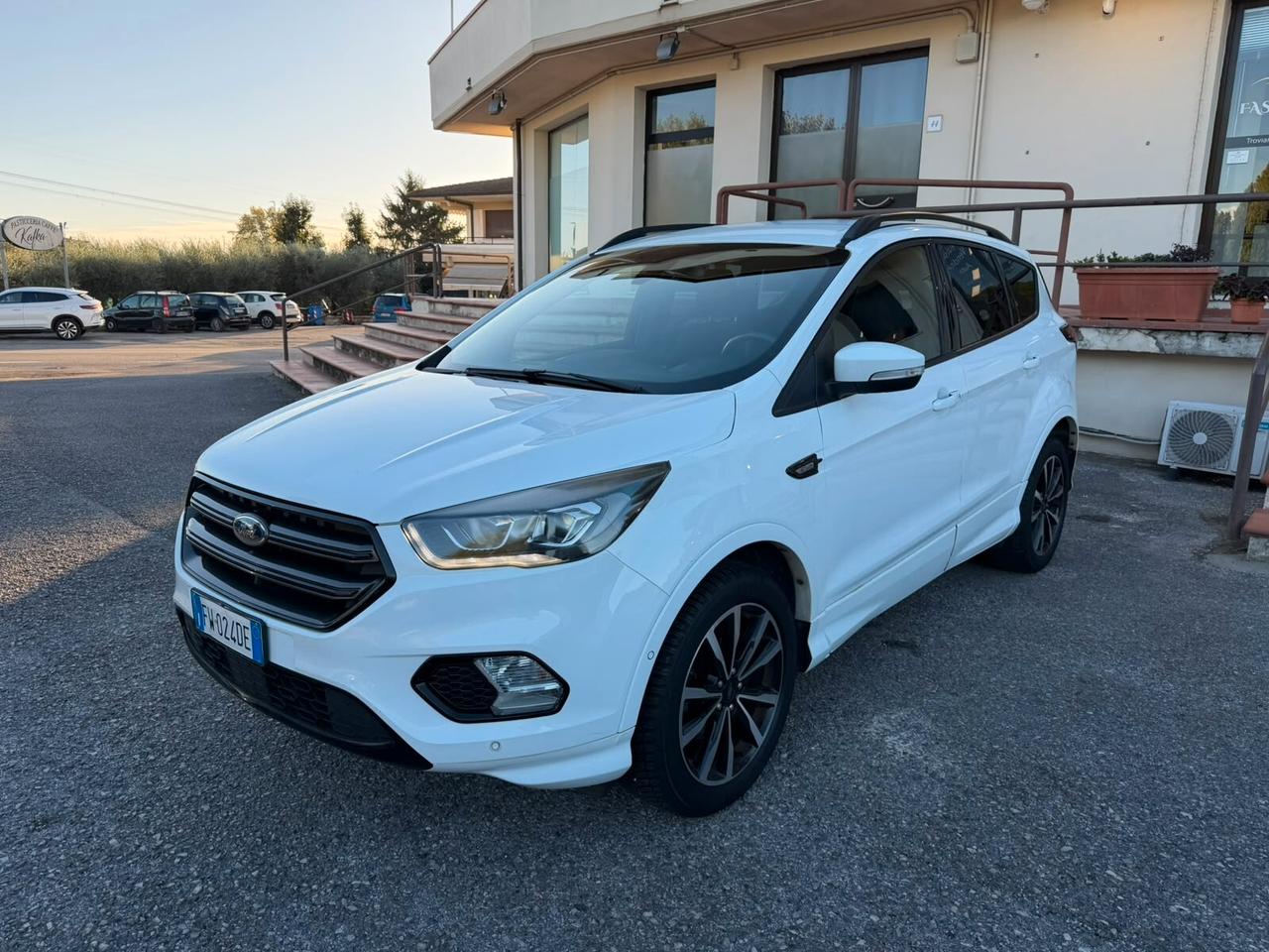 Ford Kuga 1.5 EcoBoost 120 CV S&S 2WD ST-Line