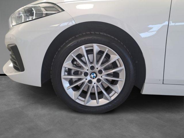 BMW 116 i 5p. Advantage Aut.