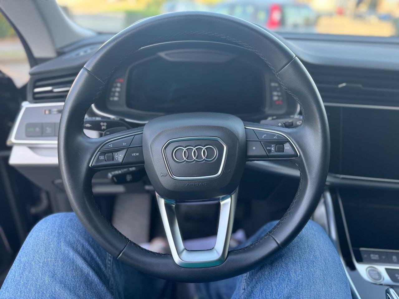 Audi Q8 Sport 3.0 45 TDI MHEV #7344